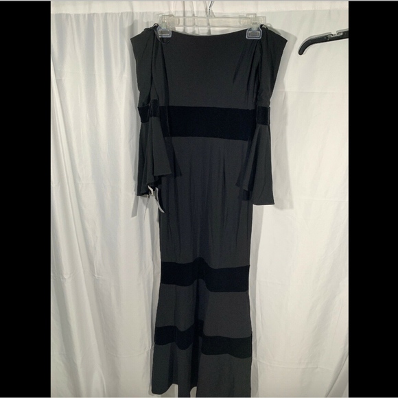 NWT Xscape Velvet Trim Off Shoulder Mermaid Dress - Picture 5 of 8
